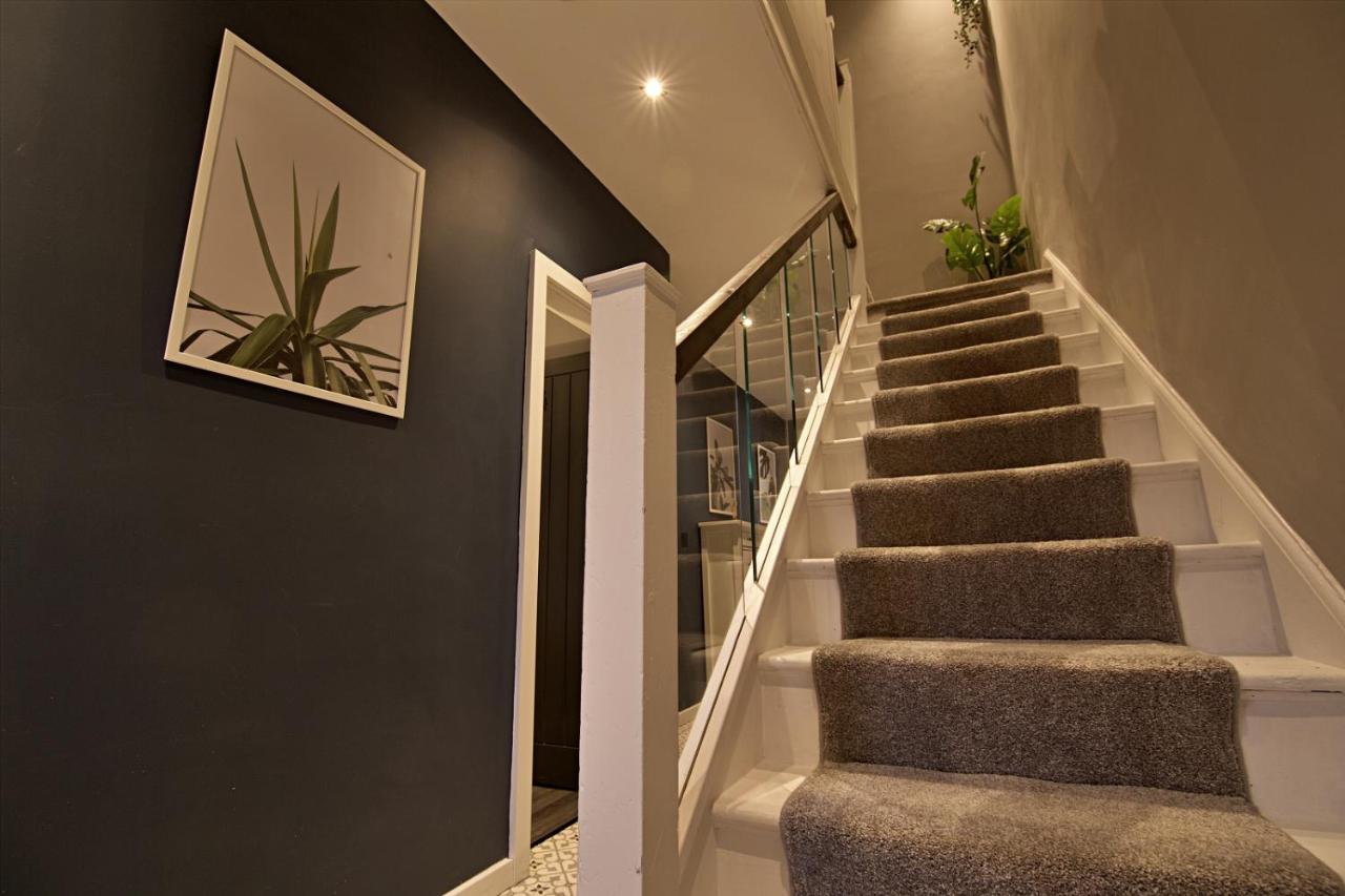 Scotforth Road- Boutique Rooms In Lancaster City Townhouse Bagian luar foto