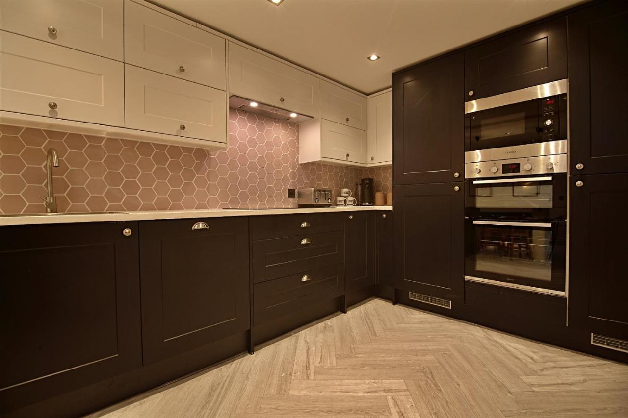 Scotforth Road- Boutique Rooms In Lancaster City Townhouse Bagian luar foto